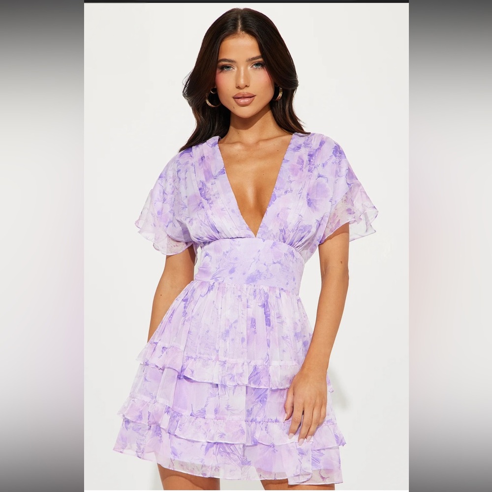Fashion Nova Sierra Chiffon Floral V-Neck Short Flutter Sleeve Mini Dress NWT